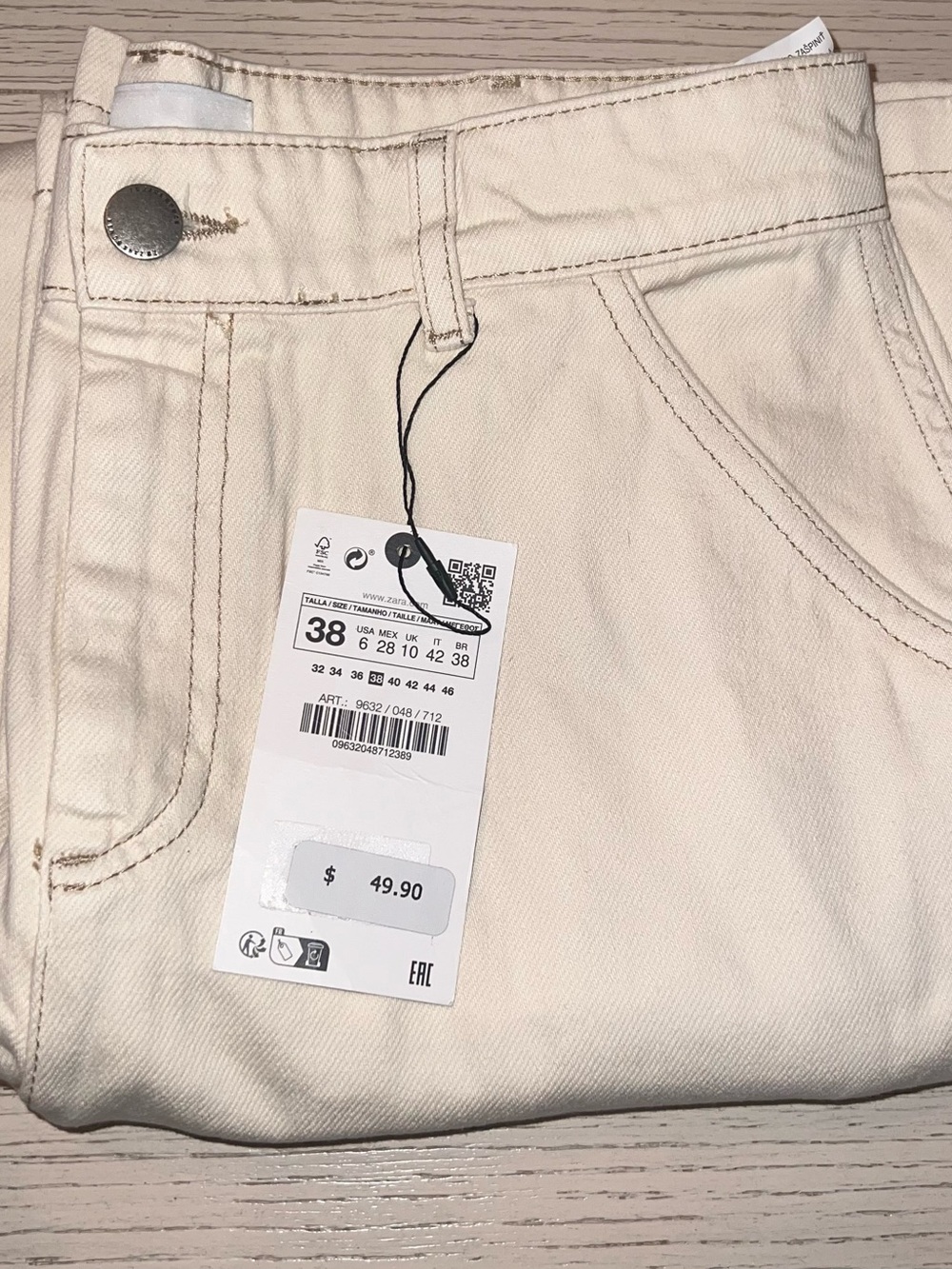 Women’s Cream Zara Jeans - Classic Straight Fit